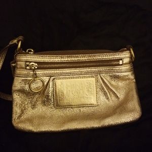Coach Bags - COACH POPPY Gold leather large wristlet Coach Bags - COACH POPPY Gold leather large wristlet